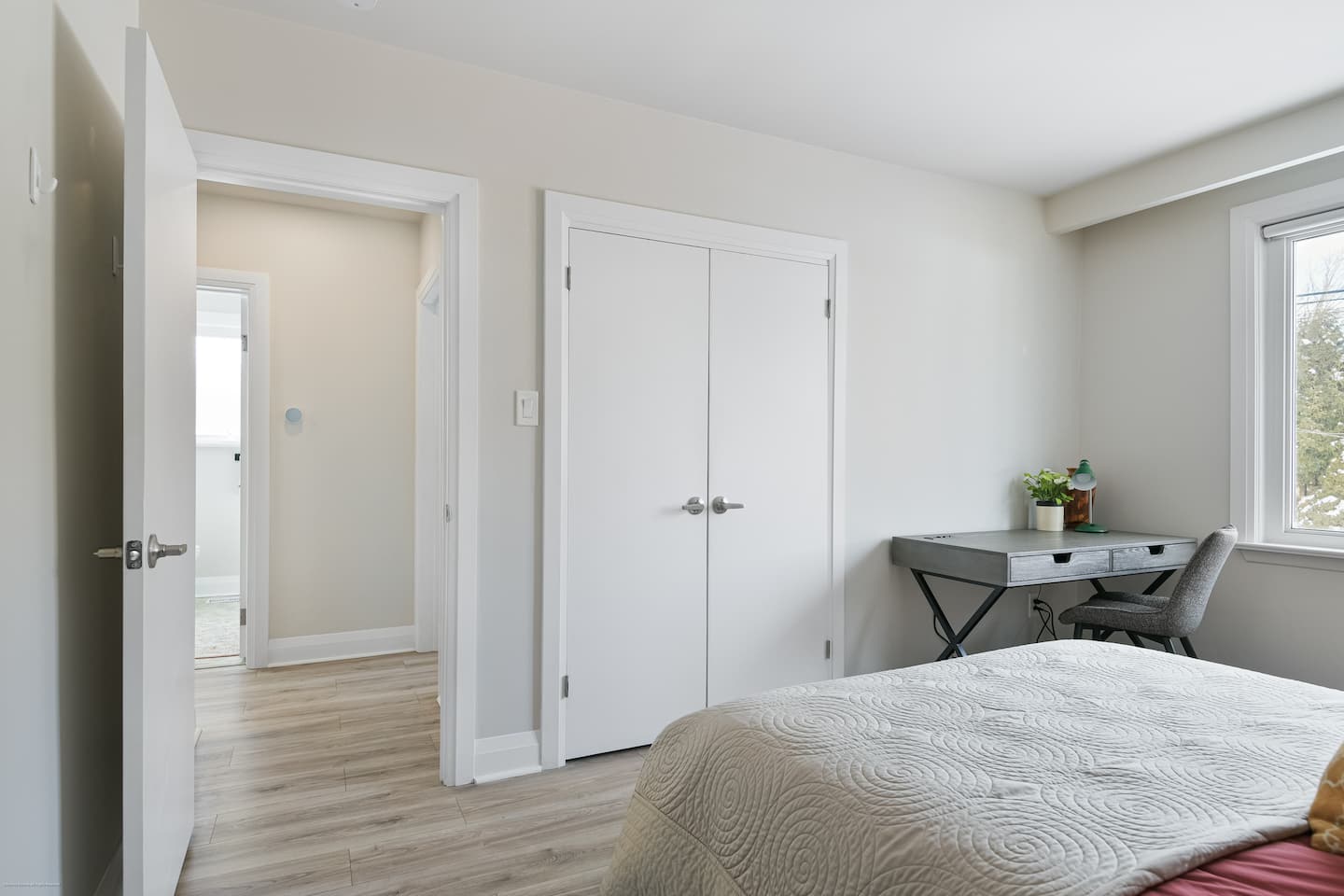 Bedroom 2 with double bed