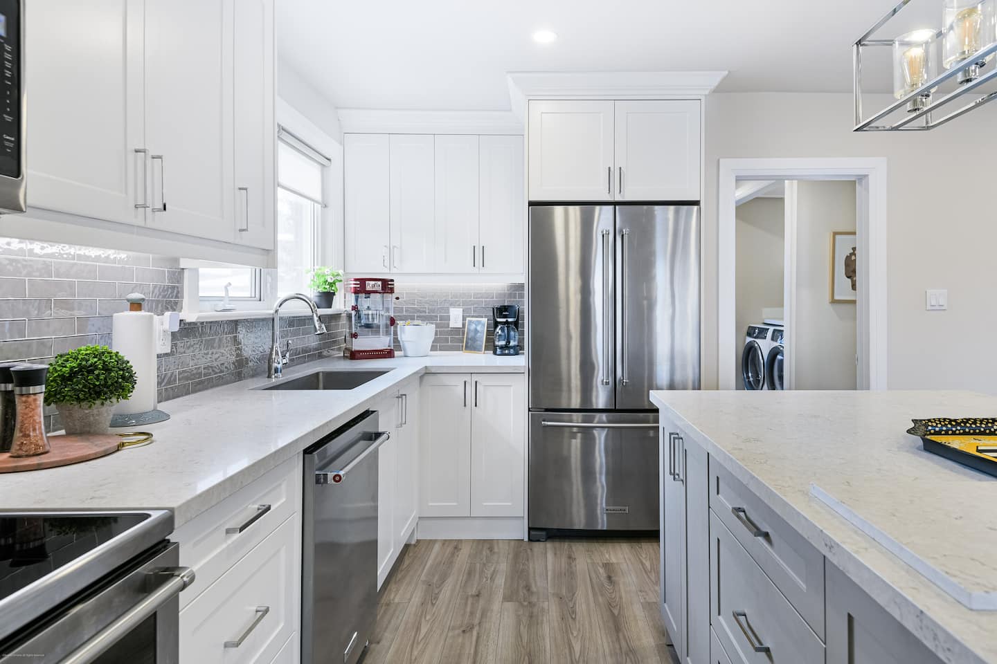 Kitchen & appliances