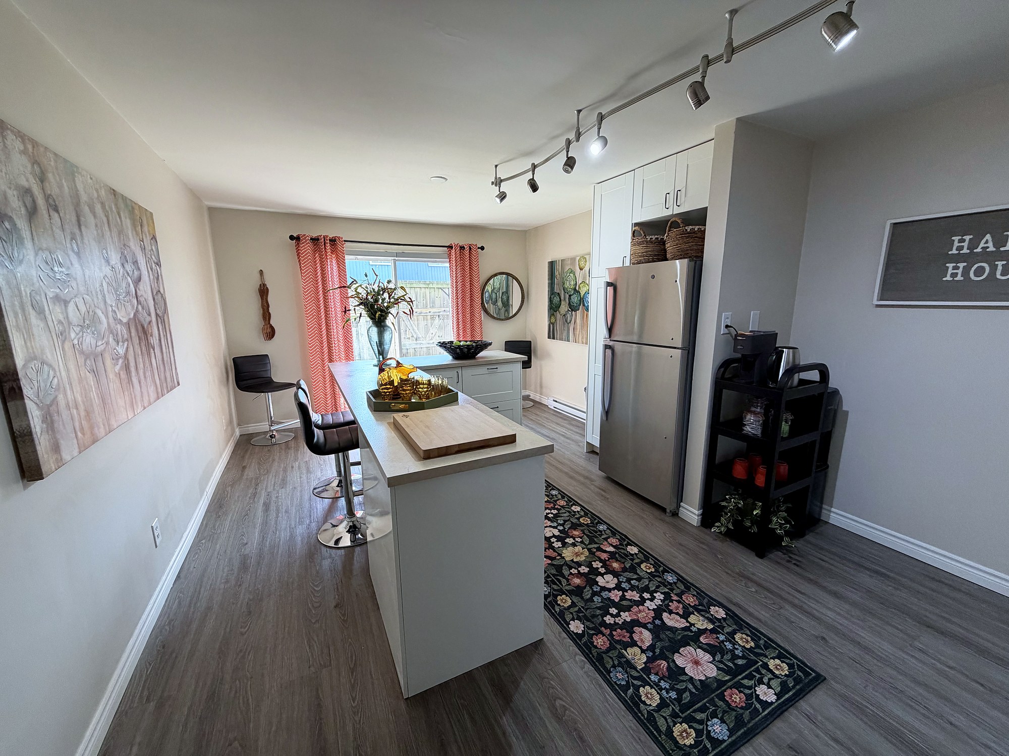 Kitchen with island